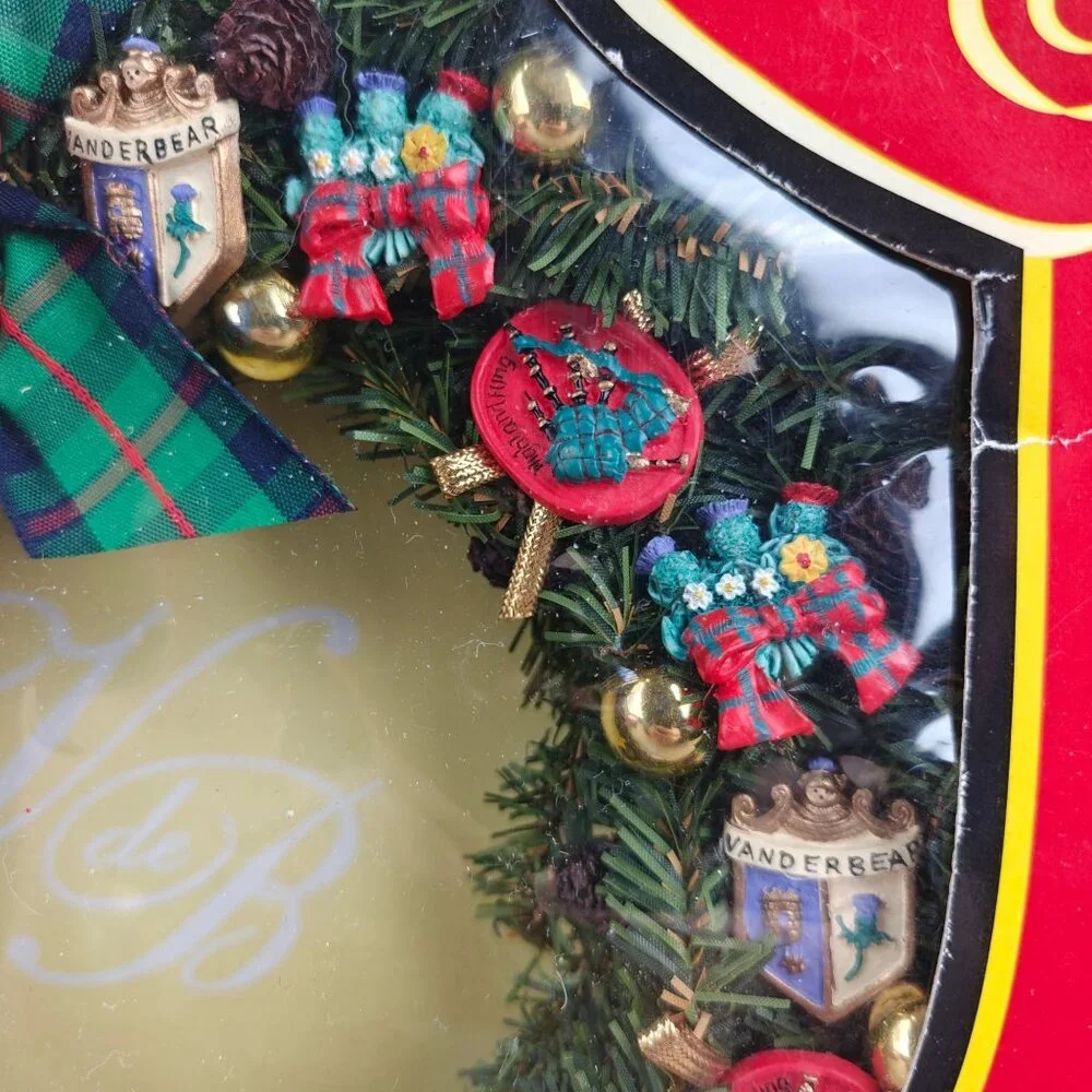 The VanderBear Family A Highland Fling Wreath 1993 Scottish Dance Tartan Decor